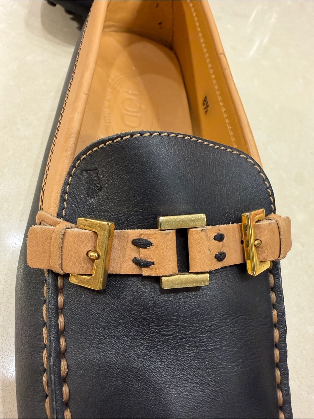 TOD'S Double T Black Leather Gommino Loafers with Tan Trim. NWT Made in Italy - Picture 6 of 7